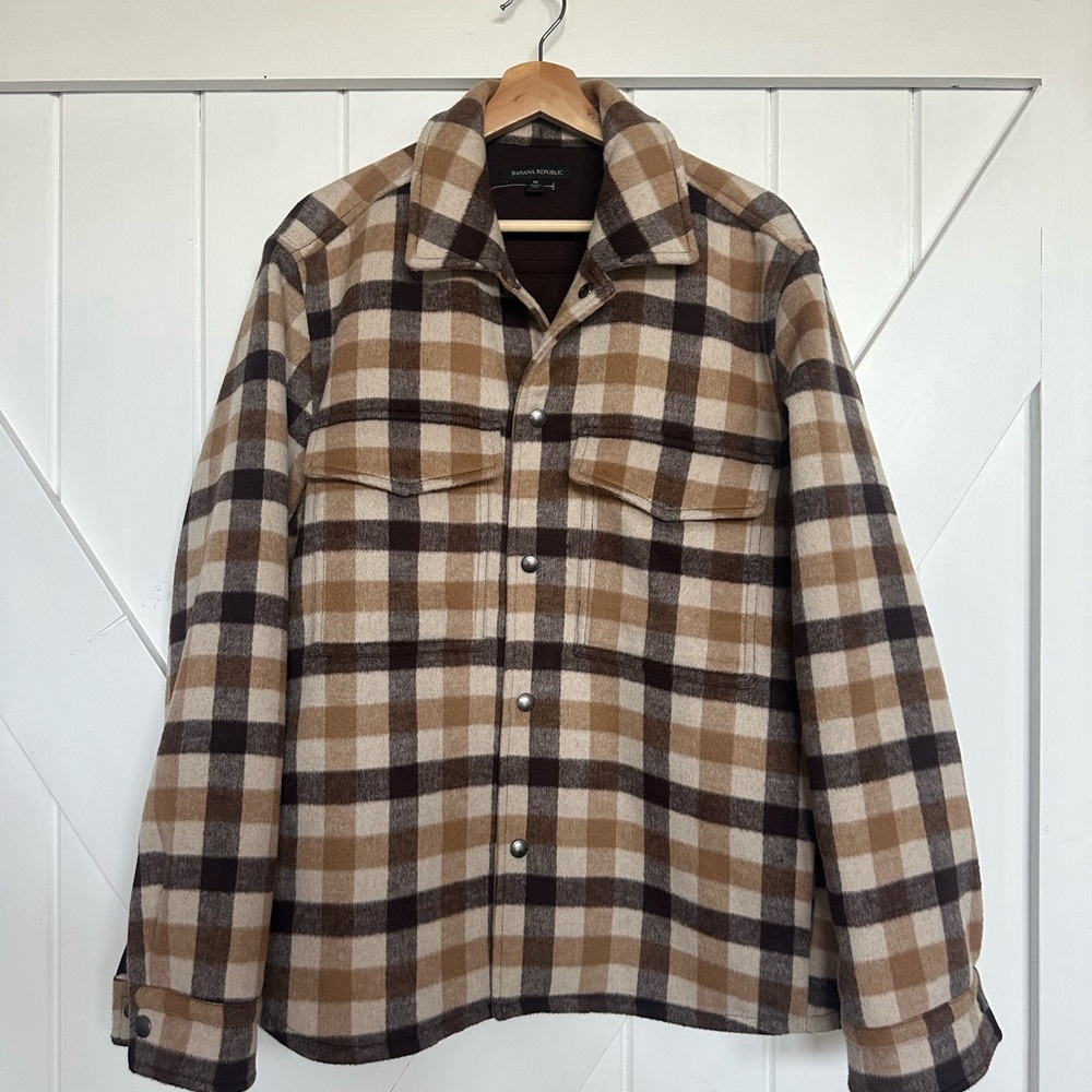 Banana republic heavy weight shirt jacket wool/ polyester